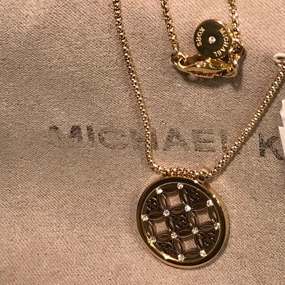 🎁NWT $115 MICHAEL KORS Heritage Monogram Necklace - Picture 4 of 7
